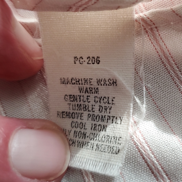 Vintage Baccarat by Van Huesen Men's Long Sleeve Button Up. XL. White|Pink - Picture 13 of 14